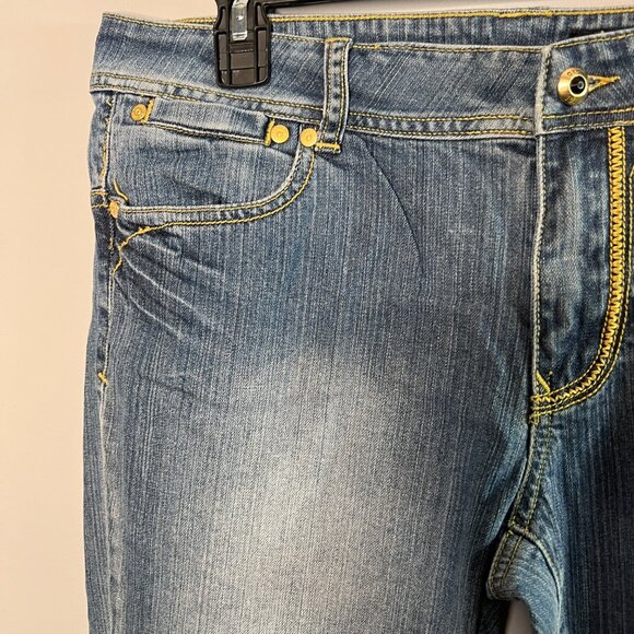 Akademiks Women's Y2K Distressed Bootcut Denim Jeans Yellow Stitching Size 36 - Picture 4 of 13